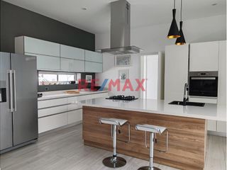 Foto 3 de Descubre la exclusividad y el confort en esta espectacular residencia ubicada en la urbanización más prestigiosa de Piura: La Rivera. Un hogar diseñad