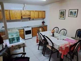 Foto 2 de âATENCION Oferta. Vendo Complejo 8 posibles Locaciones. Ideal turismo,  para Hostel, o locacion diaria,  O geriatrico  o etc. Cuenta con Terreno de 5