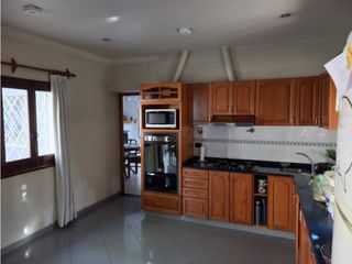 Foto 6 de VENTA CASA SOBRE LOTE 1475 m2 EN SAN RAFAEL EXCELENTE ENTORNO