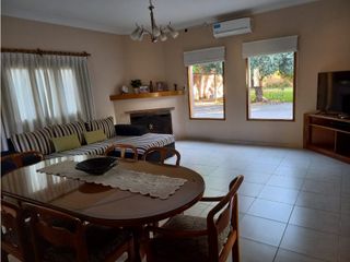 Foto 5 de VENTA CASA SOBRE LOTE 1475 m2 EN SAN RAFAEL EXCELENTE ENTORNO