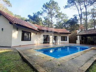 Foto 17 de Codigo 647 - Carilo - Casa En Alquiler