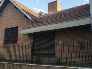 Casa en venta en Lomas de Zamora Oeste