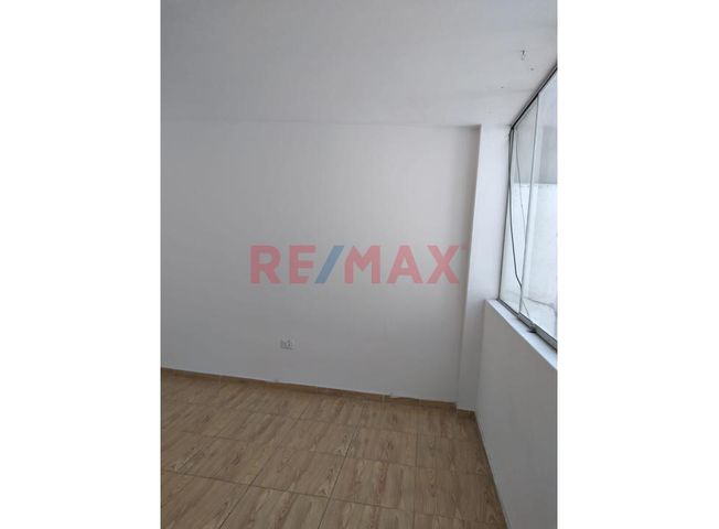 Departamento en Venta en Ate - Więcej