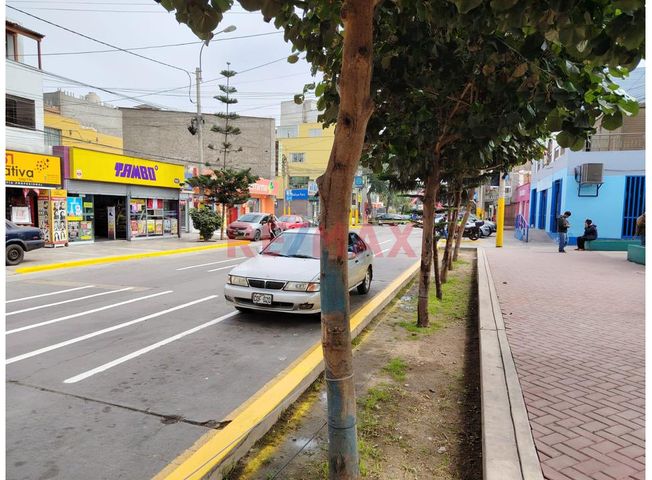 Departamento en Venta en Ate - Widok 4