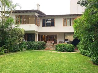 Foto 1 de ACOGEDORA CASA EN VENTA EN EXCELENTE UBICACION, AURORA-MIRAFLORES