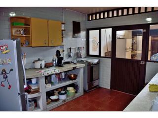 Se vende Casa en El Albergue