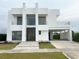 Foto 25 de casa en venta en barcelona de indias. Cod V174