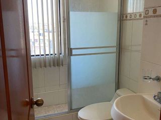 Foto 5 de Alquiler de departamento en Manta amoblado con vista al mar, para más información al 099321----, contrato mínimo un año