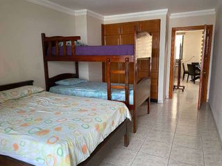 Foto 12 de Alquiler de departamento en Manta amoblado con vista al mar, para más información al 099321----, contrato mínimo un año