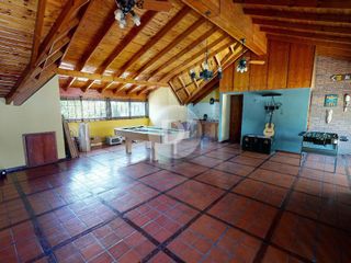 Venta - Casa 5 ambientes con 3 cocheras en Nuñez