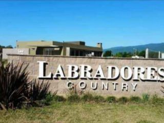 Terreno de 400 m2 c/ Escrituras - Labradores Country Club- Los Nogales