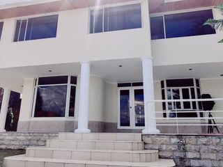 Foto 4 de EN RENTA LINDA CASA EN URBANIZACIÓN PRIVADA