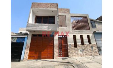 Casa en Venta en Los Olivos - Widok 3