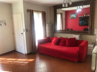 Foto 2 de Triplex en venta en Hurlingham