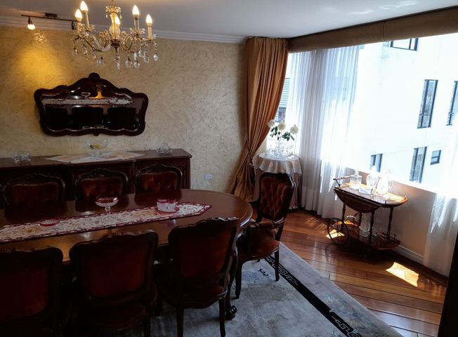 Apartamento en venta en Quito Tenis - Altro