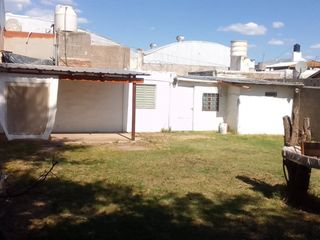 Foto 12 de Oportunidad para invertir, Barrio San Roque se vende casa y departamento a una cuadra de Ruta 20