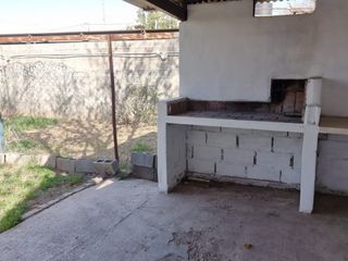Foto 7 de Oportunidad para invertir, Barrio San Roque se vende casa y departamento a una cuadra de Ruta 20