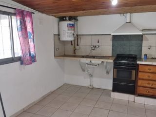 Foto 6 de Oportunidad para invertir, Barrio San Roque se vende casa y departamento a una cuadra de Ruta 20