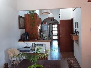 Casa venta 4 ambientes Ituzaingo Norte