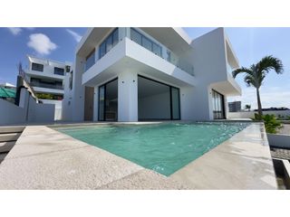 Foto 3 de DUPLEX MODERNO VISTA AL MAR EN URB CIUDAD DEL MAR, MANTA