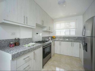 Foto 8 de Venta de Casa en Urb. Casa Laguna, cerca C.C. El Dorado, Samborondon.