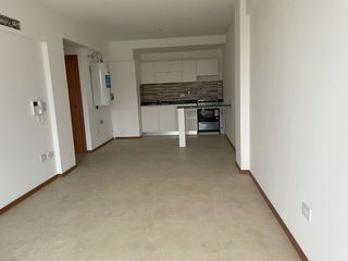 Foto 2 de Departamento en venta en Ramos Mejia Sur