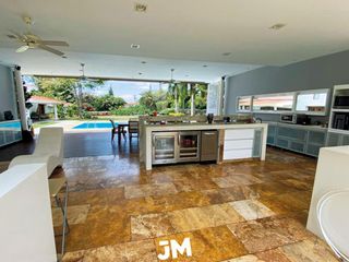 Foto 2 de casa en venta en pance. Cod V9435