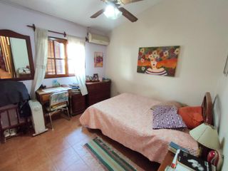 Casa de 3 dormitorios en VENTA en barrio privado a 7 cuadras de Barrio Norte, SMT
