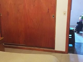 Foto 12 de LATORRE PROP. VENDE CHALET DE 5 AMBIENTES CON HERMOSO PARQUE -