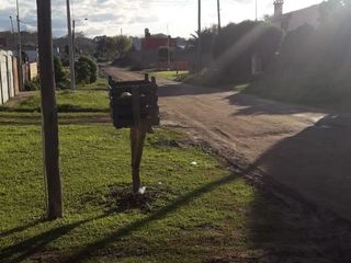 Foto 22 de LATORRE PROP. VENDE CHALET DE 5 AMBIENTES CON HERMOSO PARQUE -