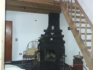 Foto 7 de LATORRE PROP. VENDE CHALET DE 5 AMBIENTES CON HERMOSO PARQUE -
