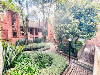 Foto 1 de casa en venta en la carolina. Cod V8317167