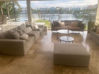 Foto 2 de Casa en  Barrio Cabos del Lago. Nordelta