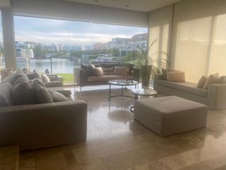 Foto 5 de Casa en  Barrio Cabos del Lago. Nordelta