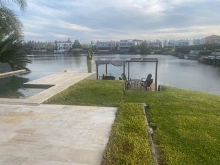 Foto 11 de Casa en  Barrio Cabos del Lago. Nordelta