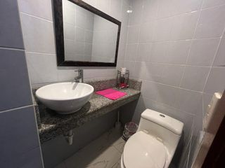 Foto 6 de VENTA DEPARTAMENTO MALECON  VISTA AL RIO (GI)