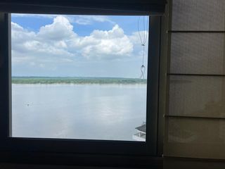 Foto 8 de VENTA DEPARTAMENTO MALECON  VISTA AL RIO (GI)