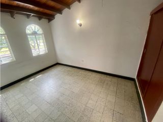 Foto 7 de SE ARRIENDA CASA DE 230 M2 PARA USO COMERCIAL EN SANTA MARTA