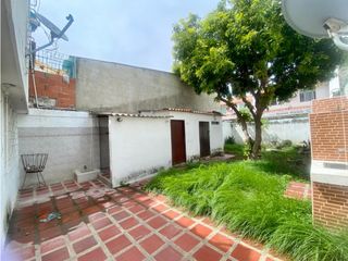 Foto 10 de SE ARRIENDA CASA DE 230 M2 PARA USO COMERCIAL EN SANTA MARTA