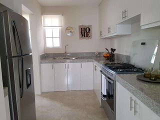 Foto 8 de Venta de Casa esquinera  Modelo Acuarela en Urb. Casa Laguna,cerca riocentro Dorado- Vía a Samborondon