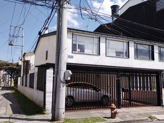 Foto 1 de casa en arriendo en normandía. Cod A4927