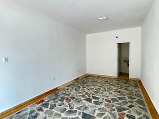 Foto 5 de local en arriendo en el rosal. Cod A4813