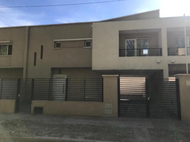 Dúplex a estrenar 3 dormitorios en Bo. 