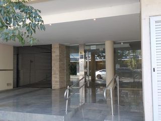 Foto 2 de Departamento - Monte Castro
