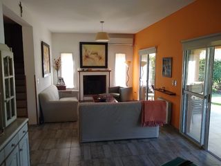 Foto 4 de Chalet en alquiler en Acacias Blancas