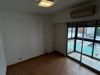 Foto 27 de VENTA DPTO 3 AMBIENTES CON DEPENDENCIA DE SERVICIO. QUILMES CENTRO