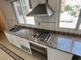 Foto 17 de VENTA DPTO 3 AMBIENTES CON DEPENDENCIA DE SERVICIO. QUILMES CENTRO