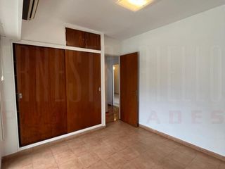 Foto 25 de VENTA DPTO 3 AMBIENTES CON DEPENDENCIA DE SERVICIO. QUILMES CENTRO