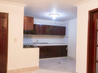 Foto 4 de casa en arriendo en las mercedes. Cod A11691