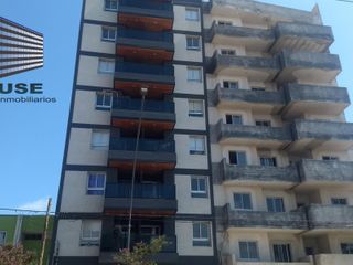 Foto 3 de Bº GRAL PAZ -MUY LUMINOSO C/ BALCON EDIFICIO C/ PISCINA Y ASADORES